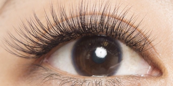 普通のマツエクはもう古い ふさふさまつ毛は 3dマツエク でゲット Villa